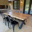 Mesa patas X 80x80 Paraíso + Sillas Tolix negras