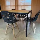 Mesa Denver + 6 sillas Akron negras